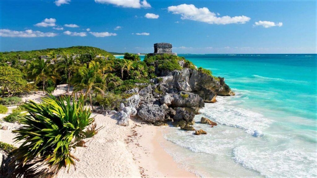 mayan-ruins-of-tulum-playal-del-carmen